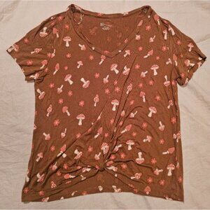 No Boundaries Mushroom Blouse Women's Large (11-13)